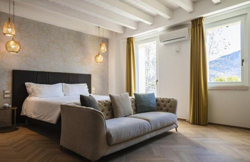 Valmadrera Hotel | LUXURY SUITES ROCOPOM - Lake Front