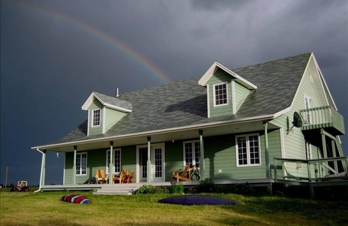Corran Ban House | Luxury Summer Home on Winter Bay - ALL 7 BEDROOMS HAVE FULL EN-SUITE BATHROOMS!