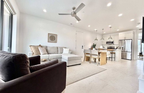 Kanab House | Luxury townhome near Zion and Bryce Canyon