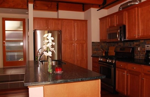 West Queen Anne House | Luxury Townhome with Amazing View