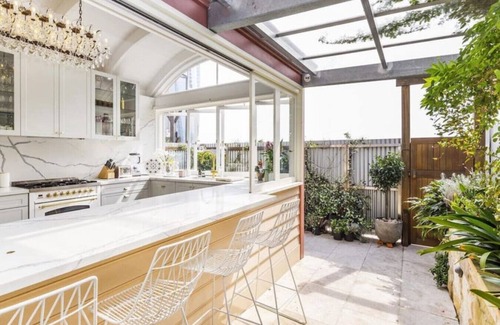 Millers Point House | Luxury Townhouse - Sydney Centre