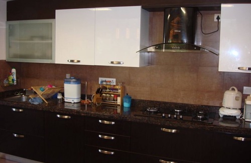 Agara House | Luxury Townhouse W Private Garden & Italian Kitchen