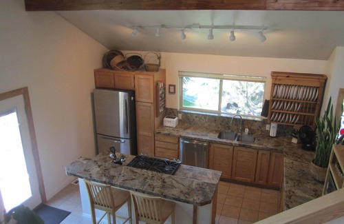 South Snyderville Basin House | Luxury Townhouse with Mountain Views & Private Hot Tub