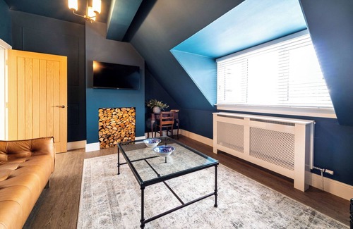 Hoylake Apartment | Luxury Two Bed Penthouse located in Hoylake