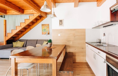 Volarje Apartment | Luxury two bedroom apartment in countryhouse Blazar