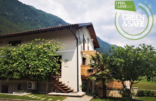 Volarje Apartment | Luxury two bedroom apartment in countryhouse Blazar
