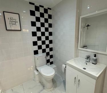 Gascoigne Apartment | Luxury Two Bedroom Apartment