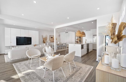 Mascot House | Luxury Urban Oasis - luxury and convenience close to airport and city
