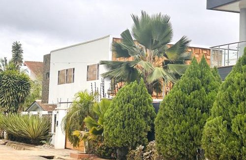 Kumasi Villa | Luxury Urban Villa 3V