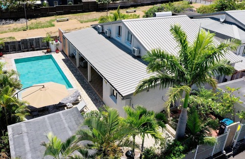 Carosse Villa | Luxury villa with swimming pool: La Villa Miranda Meuble de Tourisme 4 *