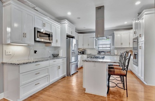 North Nashville House | Luxury vacation house in Nashville with swimming pool