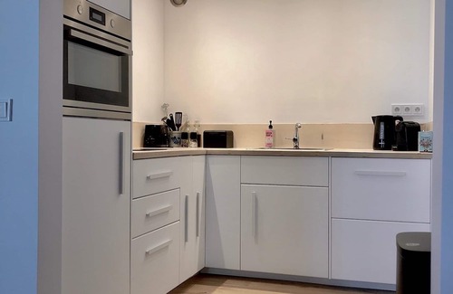 Lioessens Apartment | Luxury vacation studio near the Wadden Sea with its own private sauna.