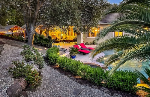 Roseville Villa | Luxury Vacation Villa with Salt water Pool and Spa.
