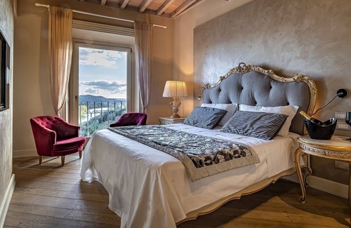 San Jacopo Al Girone Villa | Luxury Villa Tolomei Gucci With Swimming Pool