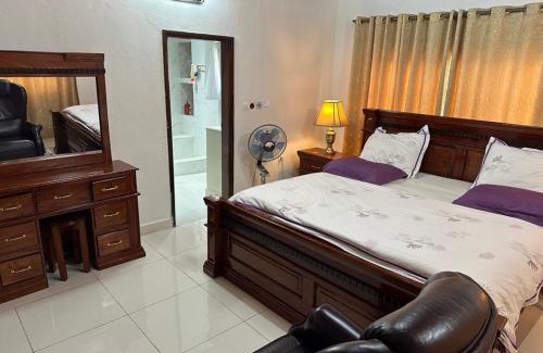 Limbe House | Luxury Villa - 3 Bedrooms