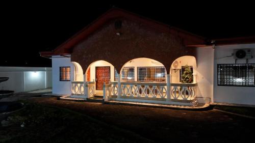Limbe House | Luxury Villa - 3 Bedrooms