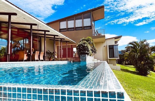 San Jose House | Luxury Villa Central Costa Rica