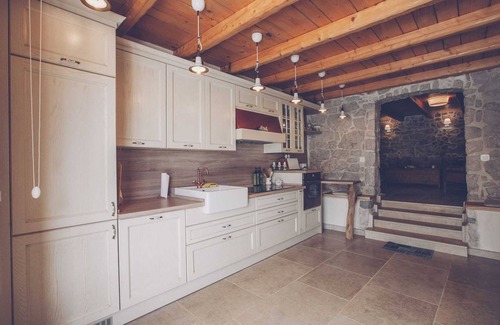Gabonjin House | Luxury Villa DELUXE with pool and sauna
