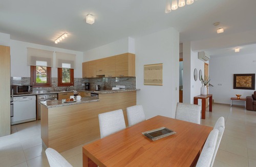 Kouklia Villa | Luxury Villa Escape with Breathtaking Sea Views & Perks