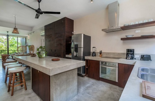 Zama Apartment | Luxury Villa I Spacious I Private Roof Top I Beach I Pool