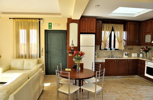 Makhairoi Villa | Luxury villa koules. kalives Chania Creece.almirida
