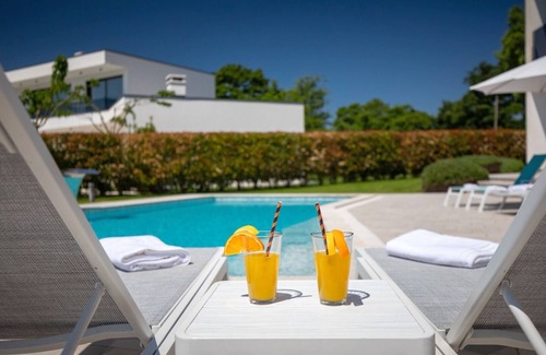 Kringa Villa | Luxury villa Nada with pool in Tinjan