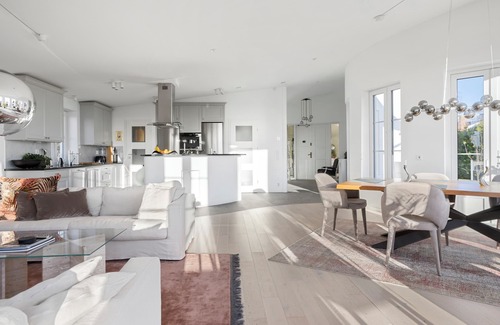 Ektorp Villa | Luxury Villa - Private Pool & Lake View