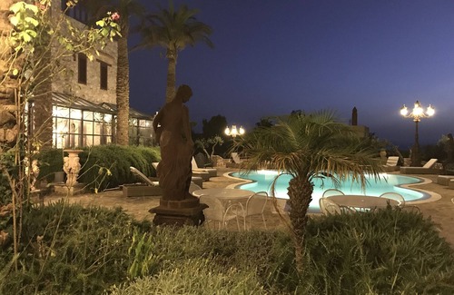 Partanna Villa | Luxury villa/Private Heated Pool/Private Garden