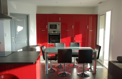Pomerols Villa | LUXURY VILLA, SECURE HEATED POOL. VILLA FURNISHED classified 4 stars NN