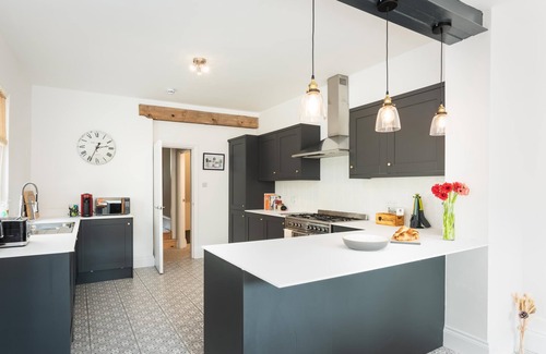 Teignmouth House | Luxury Villa sleeps 14 by the sea in Teignmouth - cinema room, hot tub