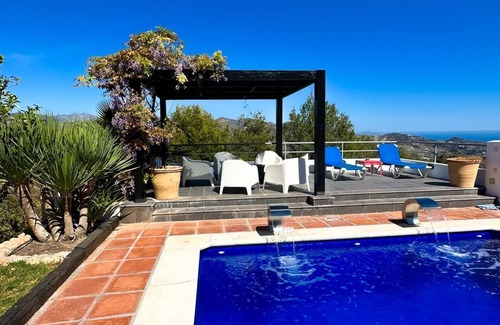 Almunecar Villa | Luxury Villa with private pool La Herradura