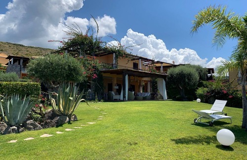 Cirella Villa | Luxury Villa with garden, crystal clear sea of Calabria. CIrella Island