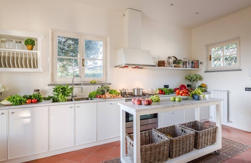 Pietrasanta Villa | Luxury Villa with Pool in Pietrasanta close to the Beach