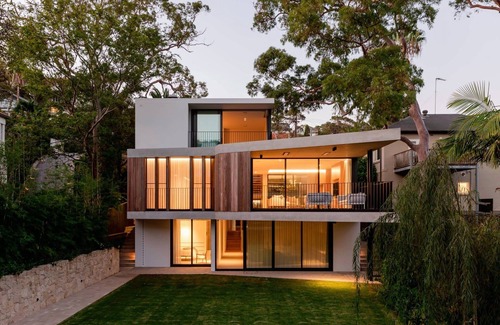 Mosman House | Luxury Villas Balmoral Luxury Estate (Walk to Beach)