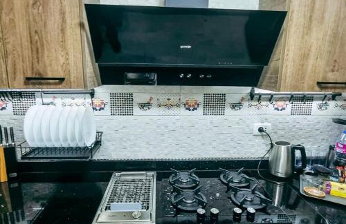 Al Duqqi Apartment | Luxury VIP apartment