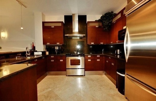 Rock Harbor Condo | LUXURY VIP SUITE - INDOOR PICKLEBALL - STUNNING OCEAN VIEWS - OCEANFRONT RESORT!