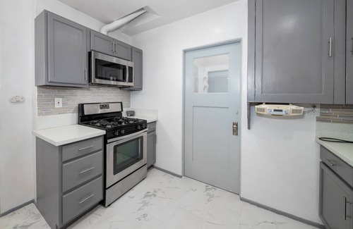 La Brea Bed & Breakfast | Luxury VRBO