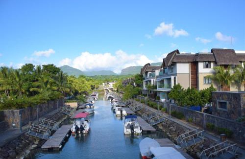 Grande Riviere Noire Apartment | Luxury Waterfront Apartment