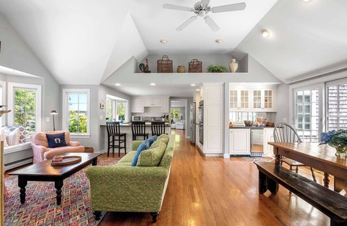 North Chatham House | Luxury Waterfront with Game Room!