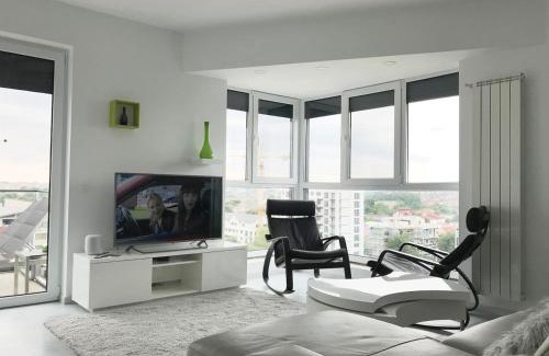 Militari Apartment | Luxury Westpark 2 Residence with Lake View