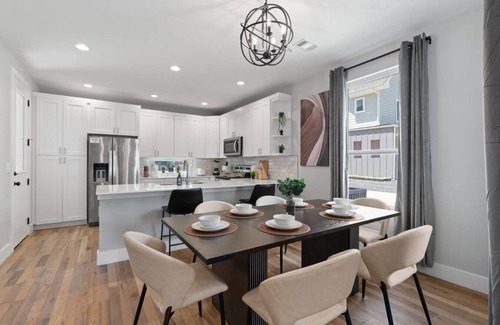 University Hills and Windsor Park House | Luxury Windsor Park Austin Home - Sleeps 12+!