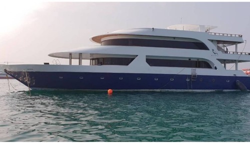 Vaavu Atoll House | Luxury yacht for diving trips