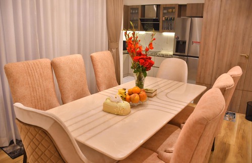 Toli Chowki House | Luxuryhouse-3br-free Car & Driver-balcony-wifi