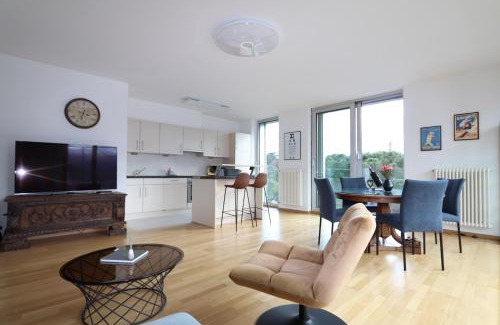Merano Apartment | Luxus Penthouse mit Terrasse, Garage, Fahrradraum und Infrarotsauna