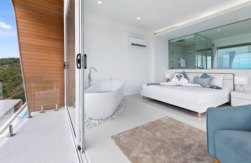Chaweng City Center Villa | Luxus & Stylish Villa "Blue May" Chaweng Noi