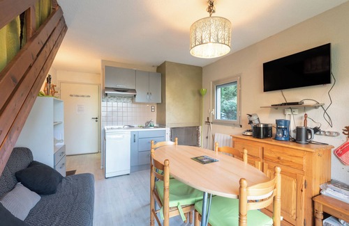 Luz-Saint-Sauveur House | Luz-Saint-Sauveur – Cozy Rental with Fireplace, Terrace, Mountain View, near Gavarnie