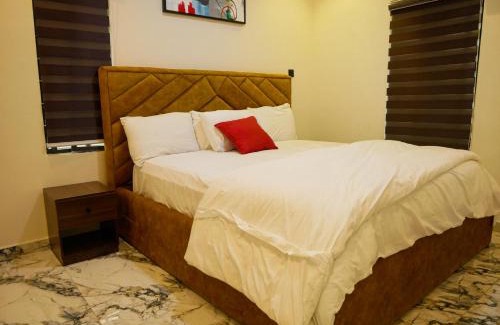 Oshodi-Isolo Apartment | LV-21 Apartment Luxury & Cozy 1 bedroom Self Check-In Apts near Airport