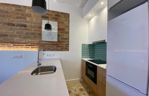 Poblenou Apartment | LV 22 Apartment near Barcelona beach - 2 bedrooms with double bed