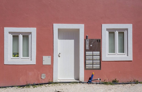 Linda-a-Velha Apartment | LX Vibes – Lisbon Studio Escape