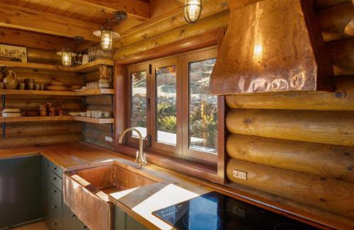 Mt Lyford House | Lyford's Boutique Retreat - Relax & Enjoy